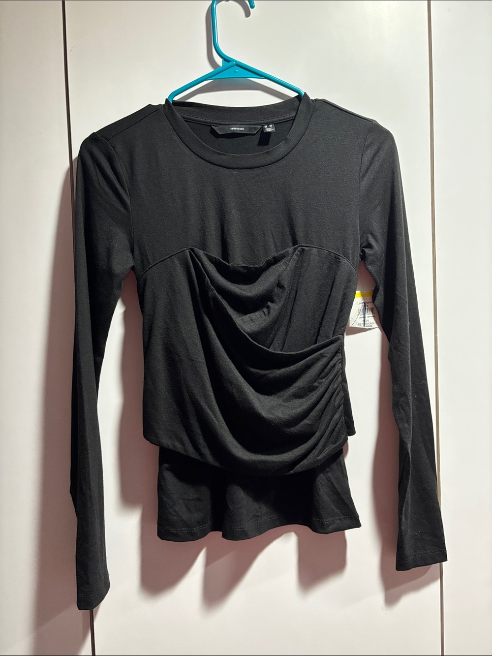 Vero Moda Black Long-Sleeve Draped Ruched Top